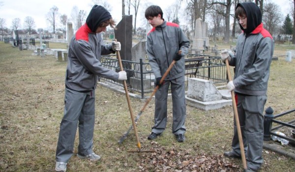Пинск: молодежь помнит